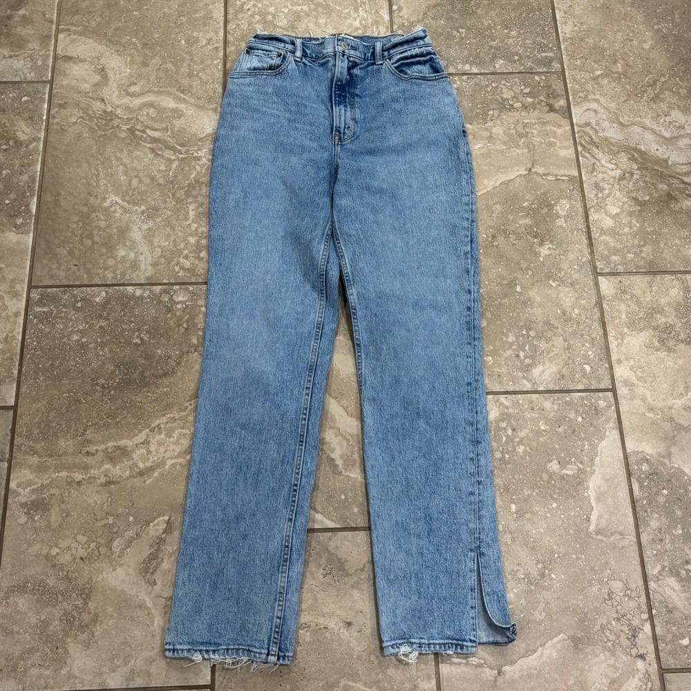 Abercrombie & Fitch The 90s Straight Ultra High Rise Jeans Light Wash 27 4R Slit